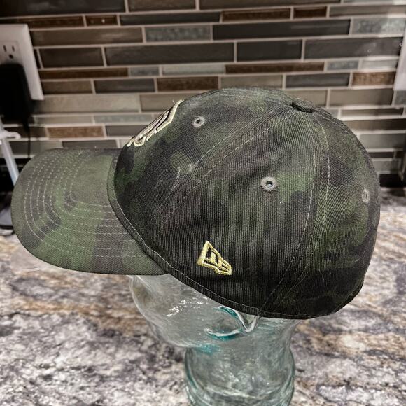 MLB New Era 9Twenty Minnesota Twins Women's Camouflage Baseball Adjustable Hat - Picture 2 of 6